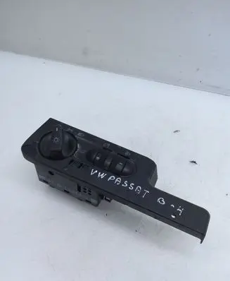 Volkswagen PASSAT B4 Light switch 3A1941531F