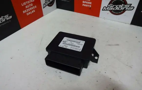 Volvo S60 Hand brake control module 31334872