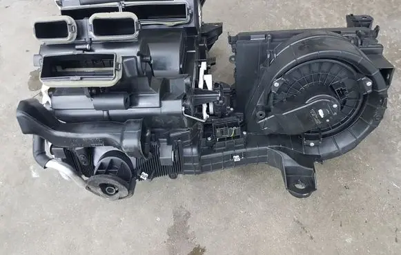 Ford Edge II Interior heater climate box assembly DG9H19B555 DG9H19B555AP