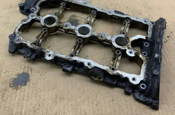 Audi A6 S6 C6 4F Engine head 06E103285 06E103285H 06E103285G