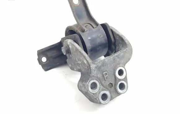 Citroen C-Crosser Engine mount bracket