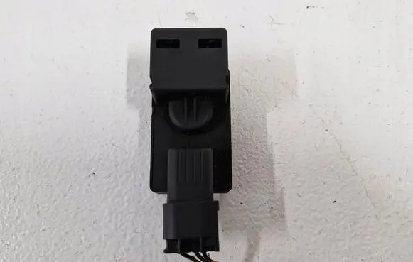 BMW 5 E60 E61 Air quality sensor 6933052