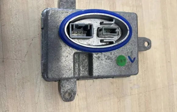 Hyundai i30 Headlight ballast module Xenon D492190510 10R036131