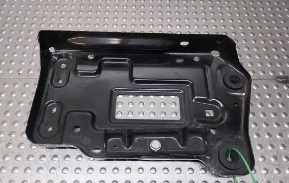 Mercedes-Benz GLA W156 X156 Battery box tray S26380479 A2466200018