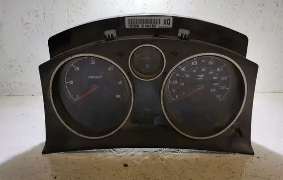 Opel Astra H Speedometer (instrument cluster) 13225992