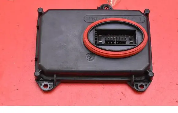 Skoda Octavia Mk3 (5E) Voltage converter/converter module 1T0941329B