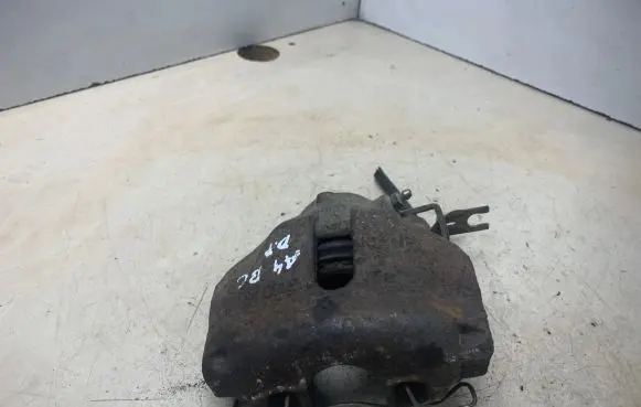 Audi A4 S4 B6 8E 8H Front brake caliper