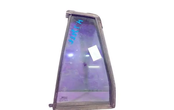 Renault Laguna II Front door window glass four-door 