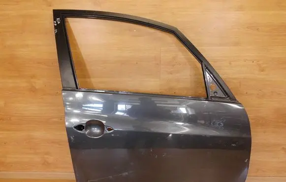 KIA Venga Front door