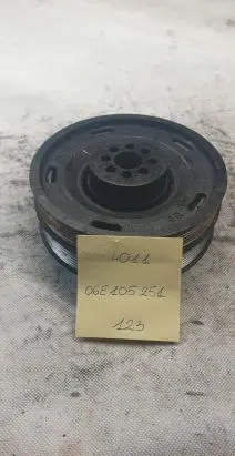 Audi A6 C7 Crankshaft pulley 06E105251E