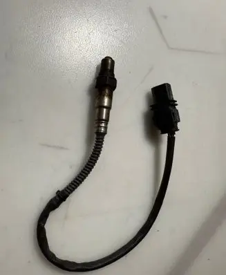 Land Rover Discovery 4 - LR4 Lambda probe sensor 9H2Q9D375AA 0281004126