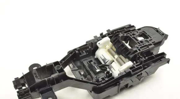 Volvo XC90 Engine mount bracket LEWY