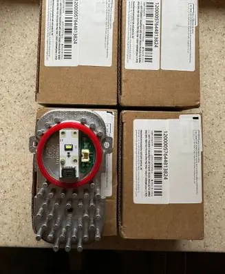 BMW X5 E70 LED ballast control module 63117263051
