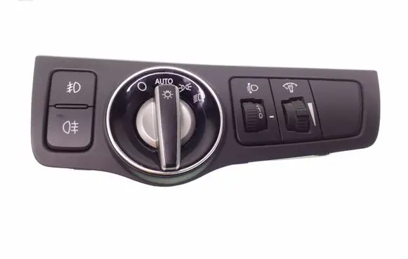 Hyundai i40 Light switch 933003Z100 39R1021000
