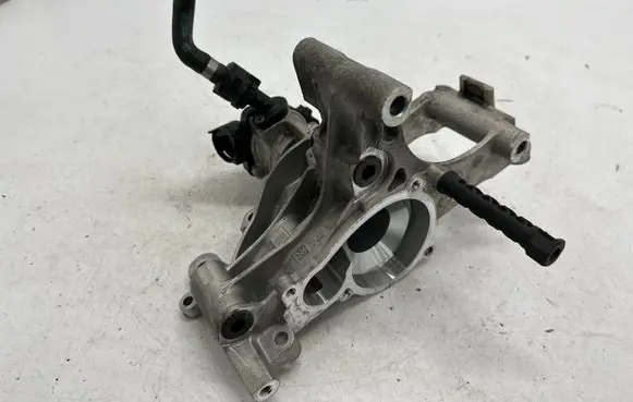 Generator/alternator bracket