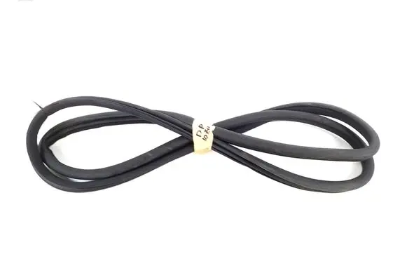 Mercedes-Benz CLC CL203 Front door rubber seal A2036972251