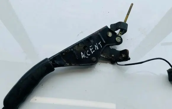 Hyundai Accent Handbrake/parking brake lever assembly