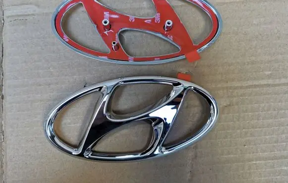 Hyundai Kona I Manufacturers badge/model letters 863544000