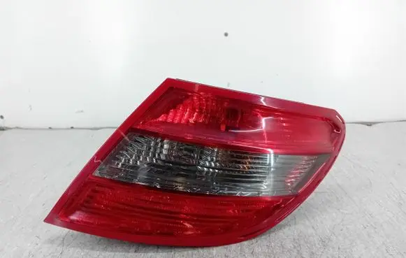 Rear/tail lights
