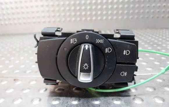 BMW 1 E82 E88 Light switch S27705526 9169404
