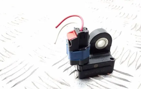 Mazda 6 Airbag deployment crash/impact sensor GP9A57KC0