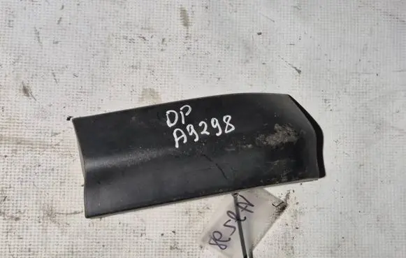 Opel Zafira A Rear/tail light trim molding 090597595