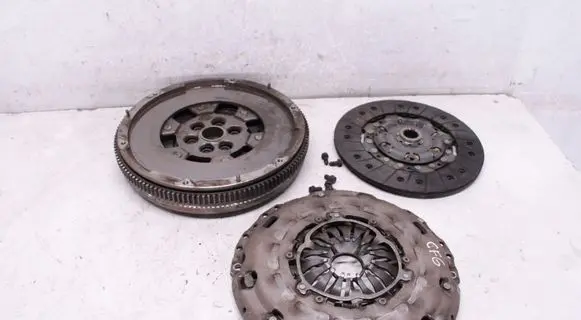 Skoda Yeti (5L) Clutch set kit 03L105266DM 03L141025T 022141031S