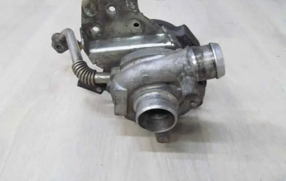 Citroen C5 Turbo 4U3Q-6K682-BL 21990