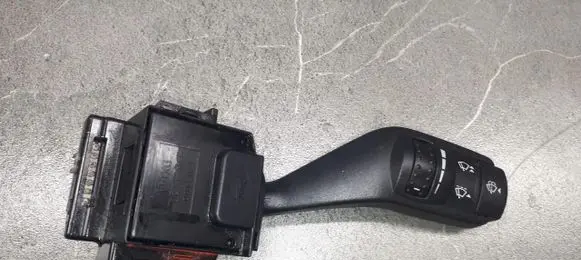 Ford Focus Fog light switch 17D940-2