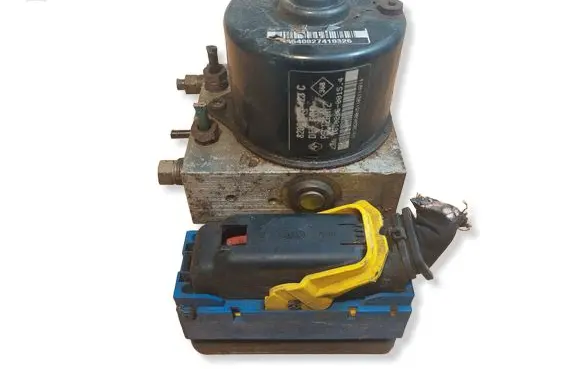 Renault Laguna II ABS Pump 8200053423C 10020600154 10096014113