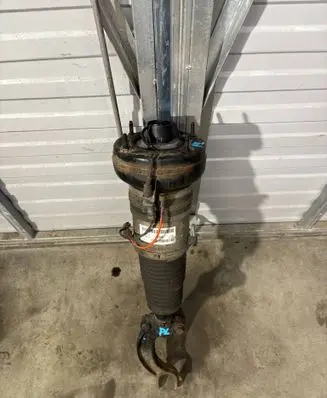 Audi A8 S8 D4 4H Front shock absorber/damper 4H0616039AA