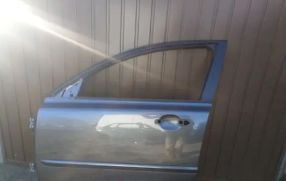 Volvo S40 Front door