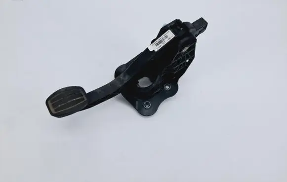 Peugeot 3008 II Clutch pedal 9676728880