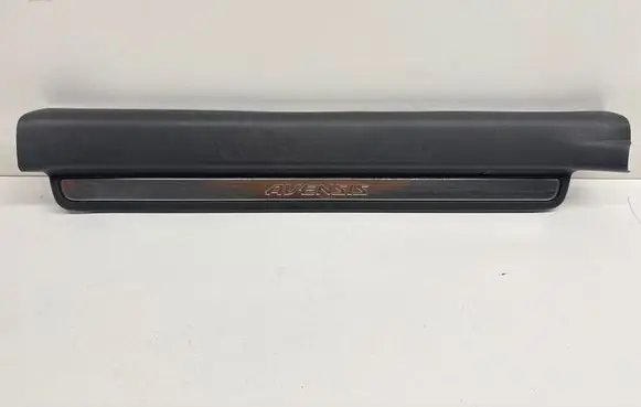 Toyota Avensis T250 Front sill trim cover 6791405050