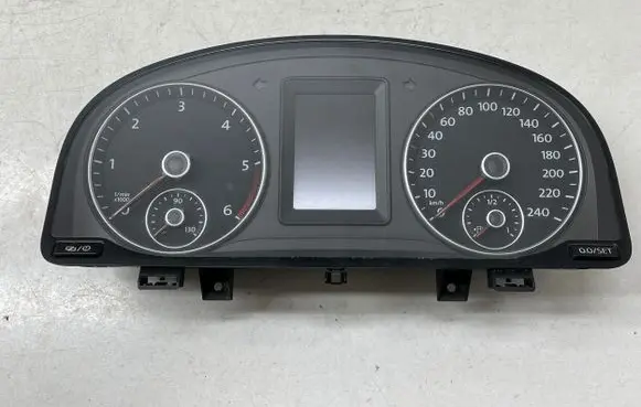 Volkswagen Caddy Speedometer (instrument cluster) 2K5920876F