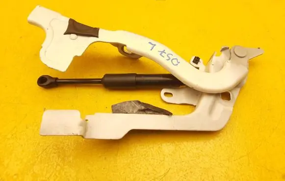 Citroen DS7 Crossback Engine bonnet/hood hinges 9829653680 9830049680