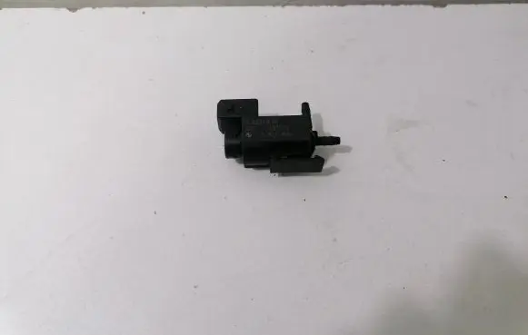 BMW 3 F30 F35 F31 Turbo solenoid valve 7810831
