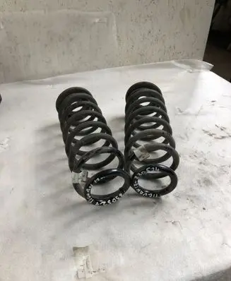 Volkswagen Tiguan Rear coil spring 5qf511115