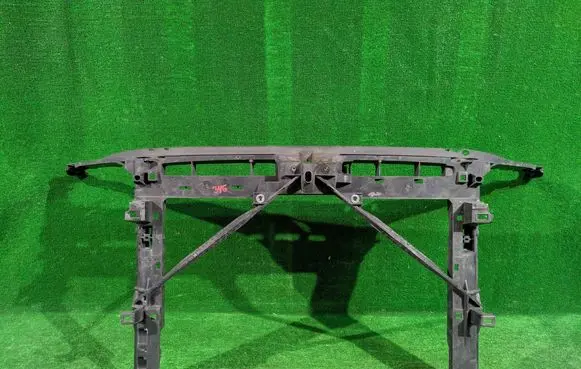 Skoda Octavia Mk3 (5E) Front bumper