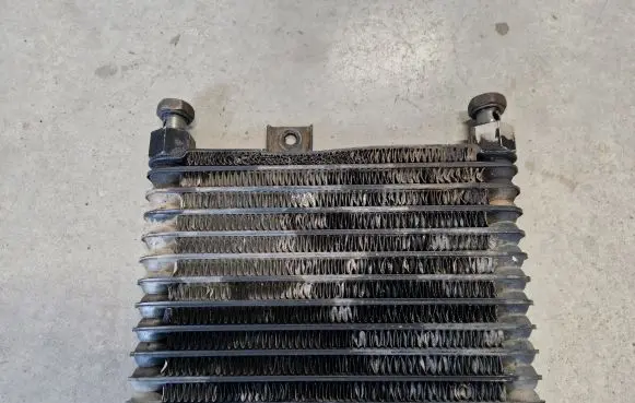 Mitsubishi Pajero Sport I Engine oil radiator 