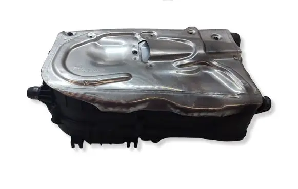 Mercedes-Benz E C207 W207 Air filter box A6510901101