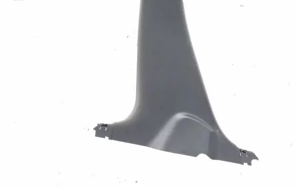 (B) pillar trim (bottom)