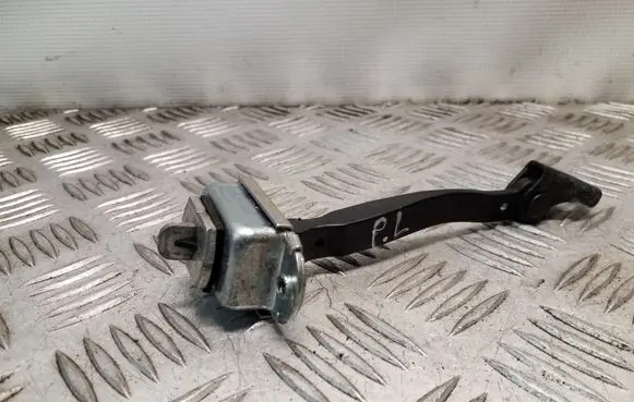 Nissan Juke I F15 Front door check strap stopper 