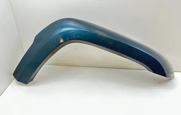 Jeep Cherokee III KJ Fender trim (molding) 