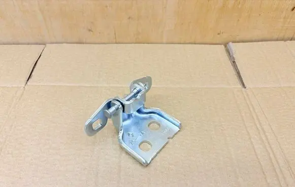 Dacia Logan II Front door hinge set 804207876R