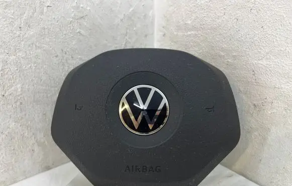 Steering wheel airbag