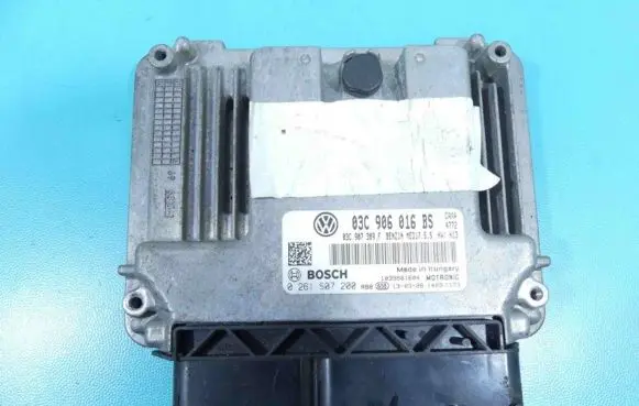 Volkswagen Jetta VI Engine control unit/module ECU 03C906016BS IMPRK1314652