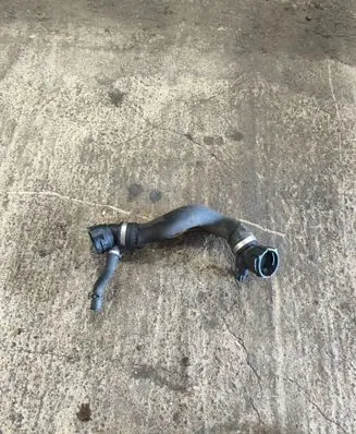 BMW 7 F01 F02 F03 F04 Engine coolant pipe/hose 7575427