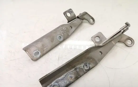 Ford Cougar Engine bonnet/hood hinges