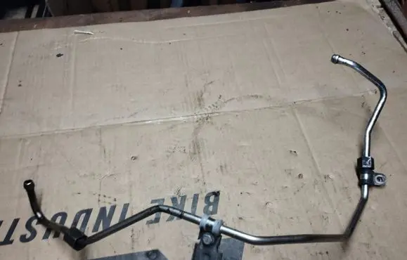 Dodge Caliber Fuel line pipe